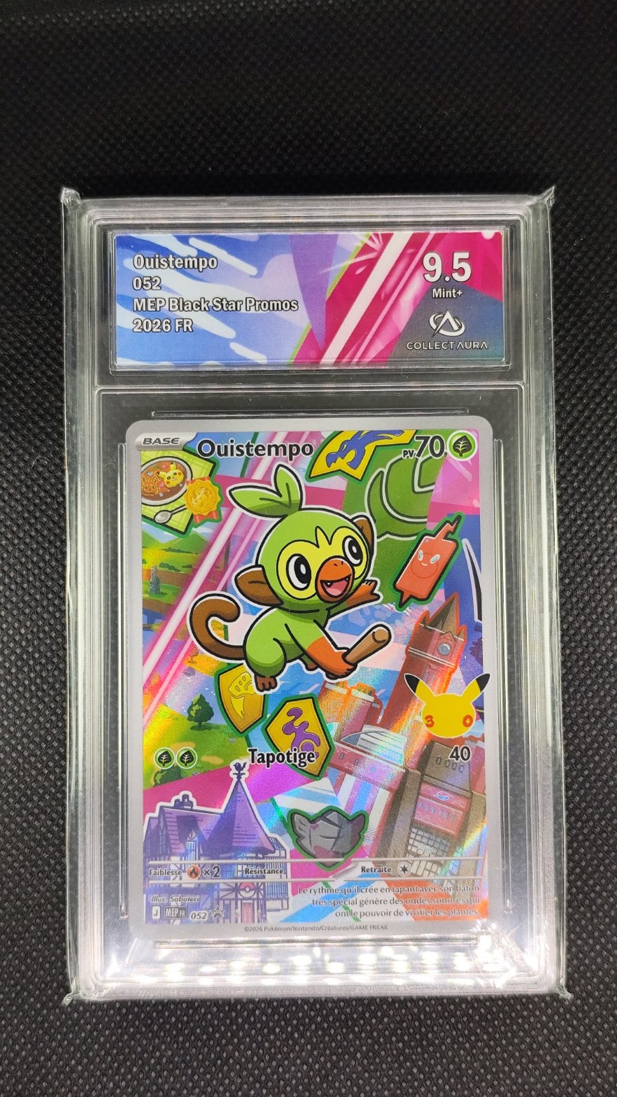 Carte Pokémon FR Ouistempo Grookey COLLECTAURA 9.5 052 MEP gradée promo 30 ans