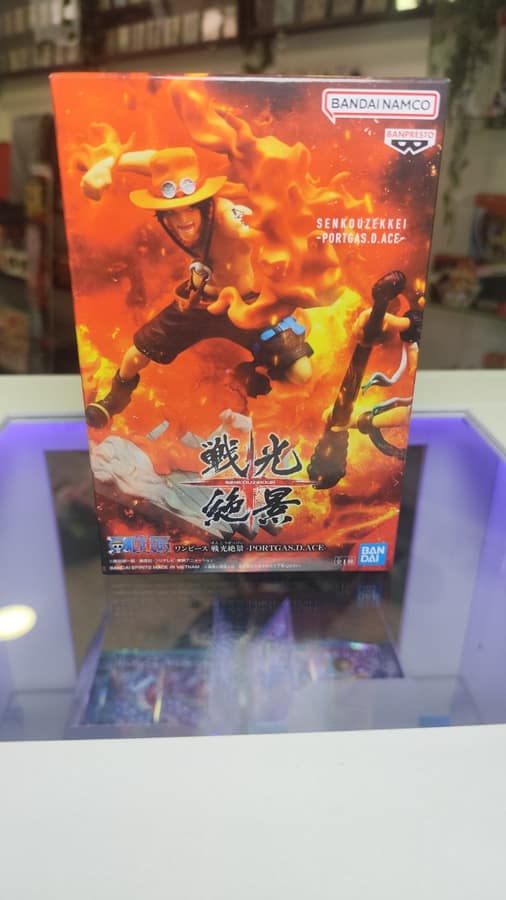 Figurine Banpresto One Piece Senkouzekkei - Portgas.D.Ace Senkouzekkei