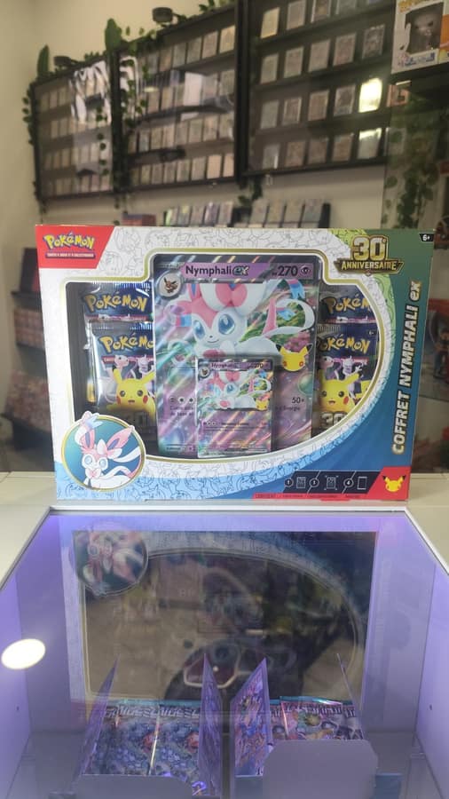 Coffret Pokémon FR 30e anniversaire Scellé Nymphali ex promo français